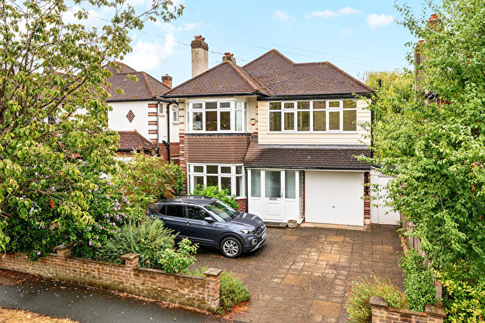 3 Bedroom Detached House For Sale In Medina Avenue, Esher, KT10