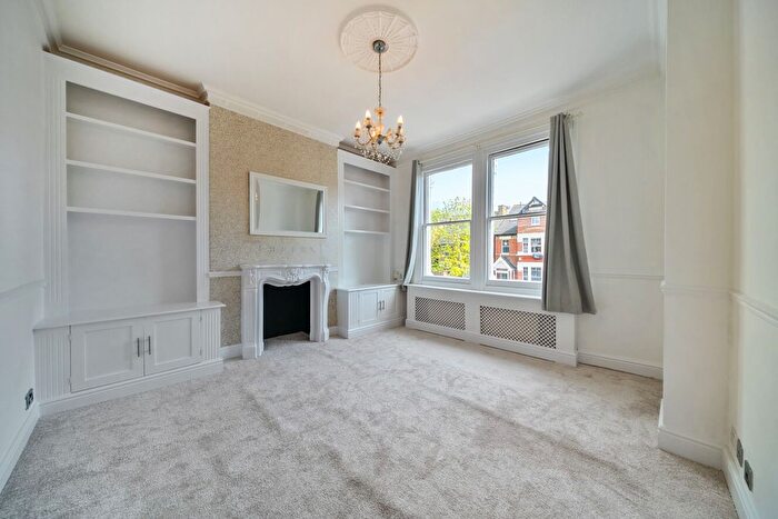 2 Bedroom Flat For Sale In Lewin Road, Streatham, London, SW16