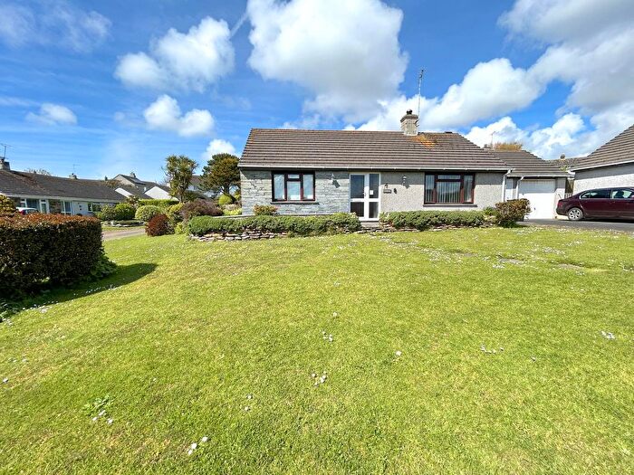 2 Bedroom Detached Bungalow For Sale In Mundys Field, Helston, TR12