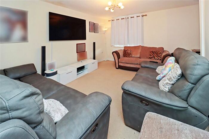 3 Bedroom Detached House For Sale In Felixstowe Road, Sunderland, Tyne And Wear, SR4