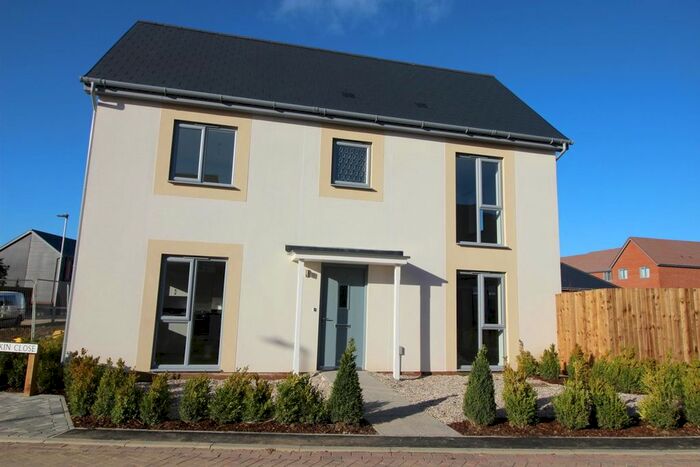 3 Bedroom Detached House To Rent In Minikin Close, Colchester, CO6