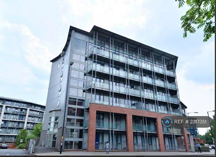 2 Bedroom Flat To Rent In Bath Row, Birmingham, B15