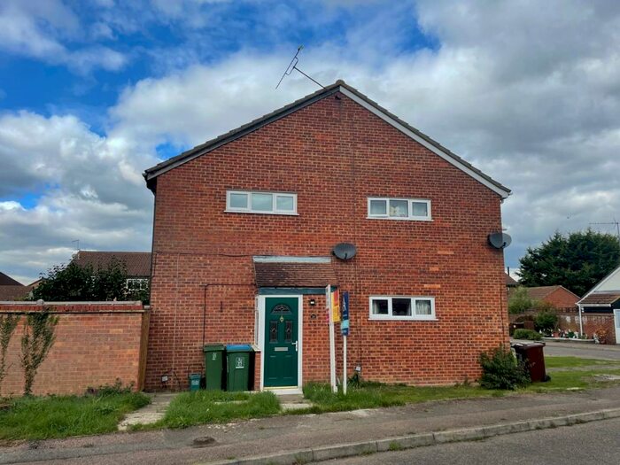 1 Bedroom Terraced House To Rent In Lambourne Avenue, Aylesbury, HP21