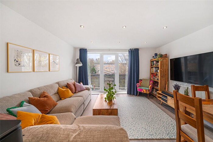 2 Bedroom Property For Sale In Lords Court, Headingley Drive, Beckenham, BR3