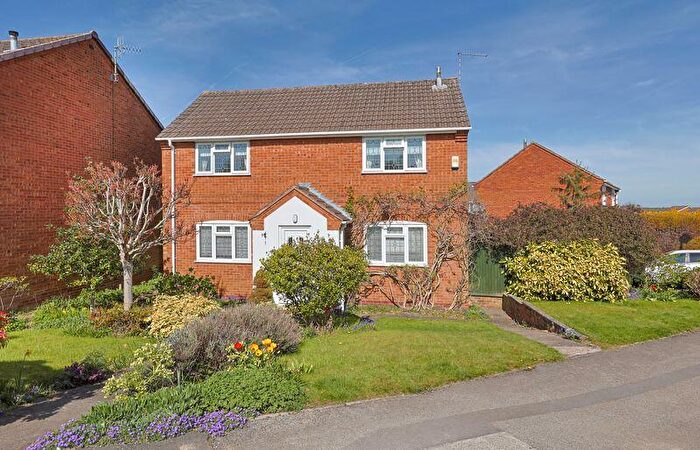 4 Bedroom Detached House For Sale In Somersby Avenue, Walton, S42