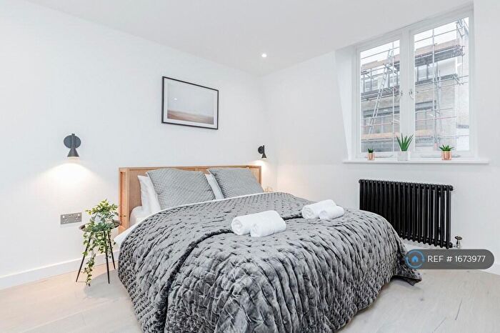 2 Bedroom Flat To Rent In Rushey Green, London, SE6