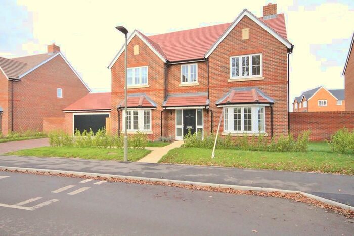 5 Bedroom Detached House To Rent In Littleworth Road, Benson, OX10