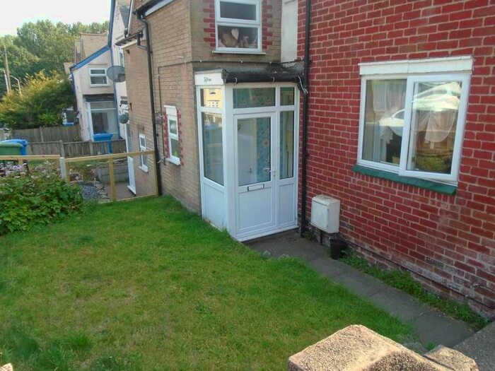 3 Bedroom Terraced House To Rent In Prest Avenue, Meden Vale, Mansfield, NG20