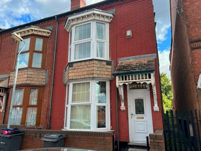 3 Bedroom Terraced House To Rent In Fulham Road, Sparkbrook, Birmingham, B11