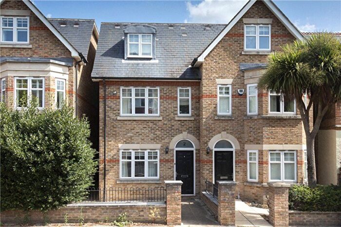 3 Bedroom Semi-detached House For Sale In Lynx Terrace, A Home Park Road, SW19