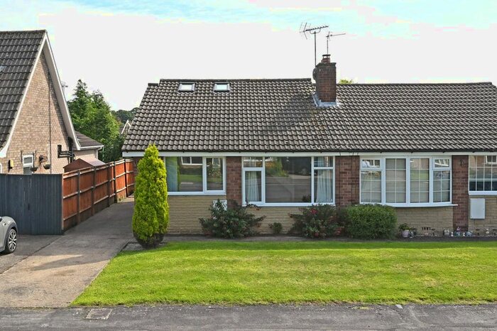 3 Bedroom Bungalow To Rent In Montague Road, Bishopthorpe, York, YO23