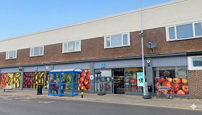 1 Bedroom Flat For Sale In Juniper House, A New Broadway, Worthing, West Sussex, BN11