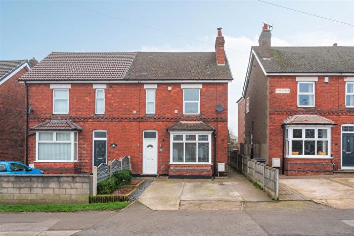 3 Bedroom Semi Detached House For Sale In Birchwood Lane, South Normanton, Alfreton, DE55