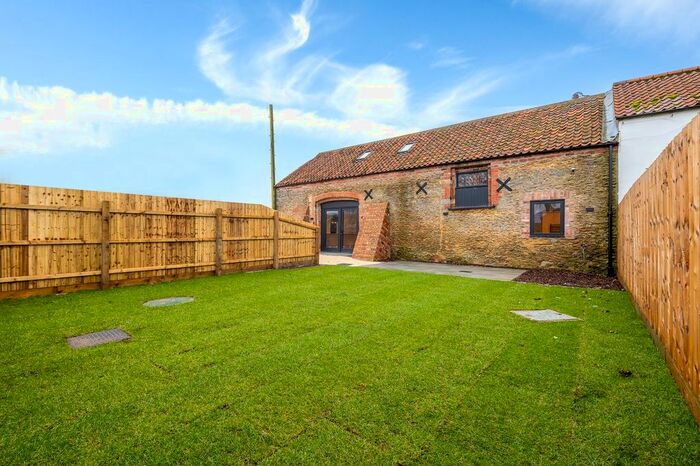 3 Bedroom Barn Conversion For Sale In Owmby Road, East Firsby, Spridlington, LN8