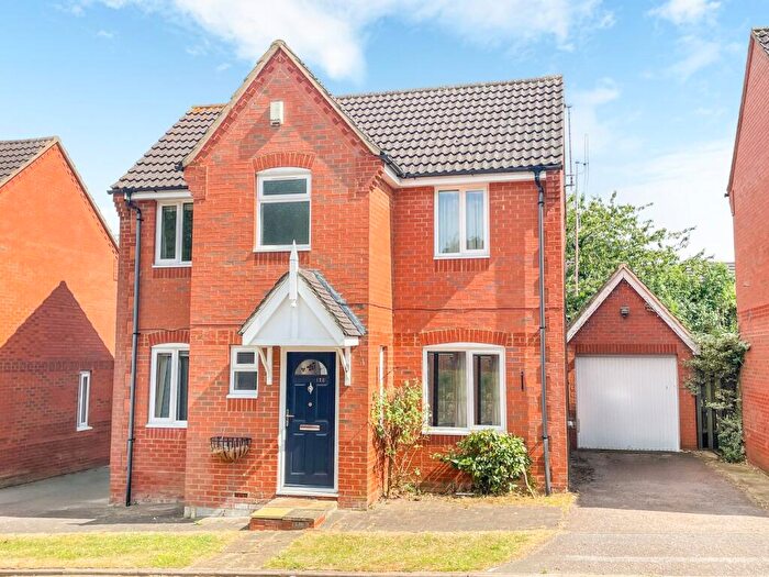 3 Bedroom Detached House For Sale In Springfield Boulevard, Springfield, Milton Keynes, MK6