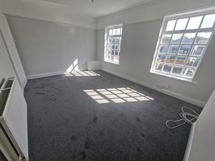 2 Bedroom Flat To Rent In Bridge Street, Neston, Cheshire West And Chester, CH64