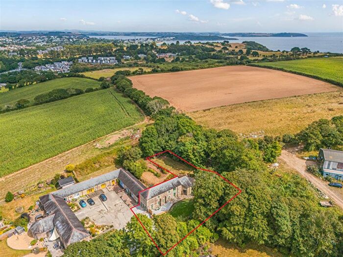 4 Bedroom Barn Conversion For Sale In Maenporth, Falmouth, TR11