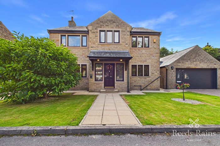 4 Bedroom Detached House For Sale In Caldene Avenue, Mytholmroyd, Hebden Bridge, HX7