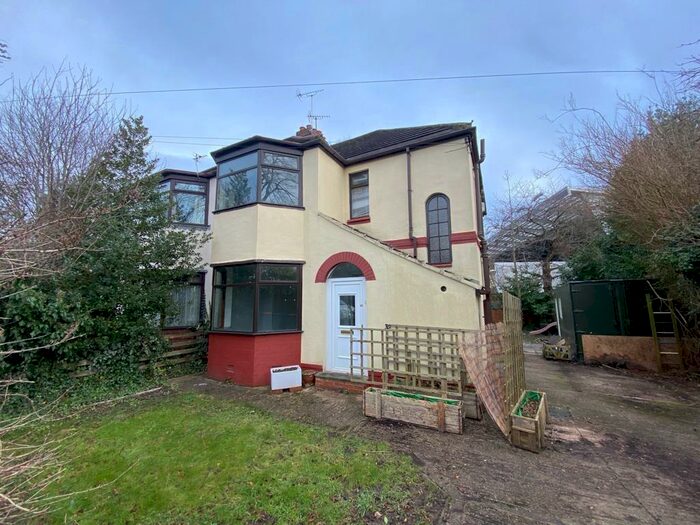 3 Bedroom House To Rent In The Turnways, Leeds, LS6