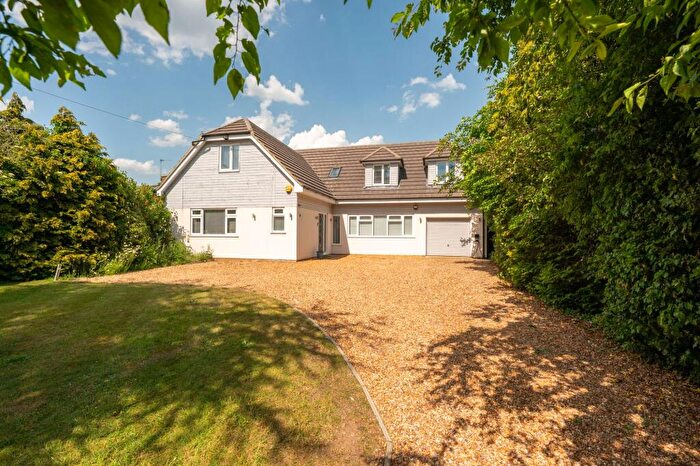 5 Bedroom Detached House For Sale In High Street, Great Barford, MK44