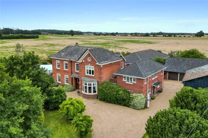 5 Bedroom Detached House For Sale In Kelvedon Road, Inworth, Colchester, Essex, CO5