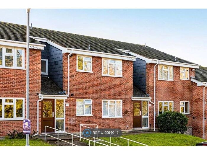 2 Bedroom Flat To Rent In Welland Road, Tonbridge, TN10