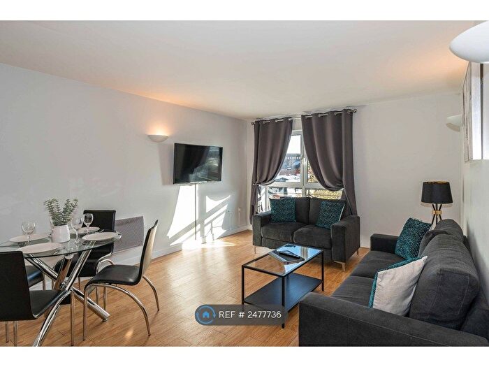 2 Bedroom Flat To Rent In Alpha House, Northampton, NN1