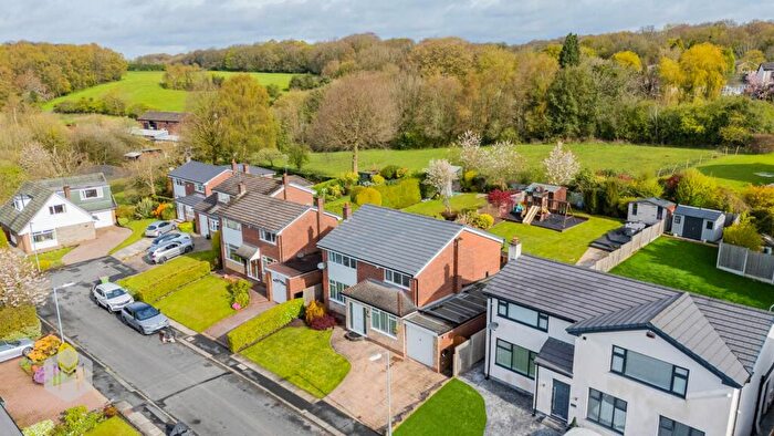 4 Bedroom Detached House For Sale In Broadway, Atherton, M46