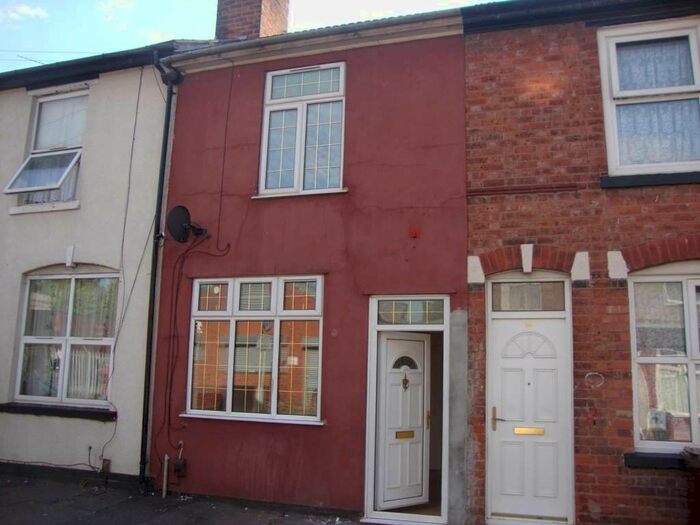 3 Bedroom Terraced House To Rent In Woden Road, Wolverhampton, WV10