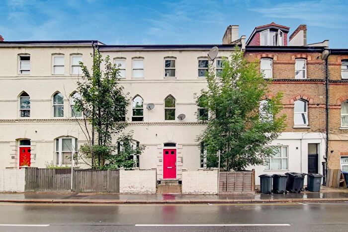 1 Bedroom Flat To Rent In Penge Road, London, Greater London, SE25