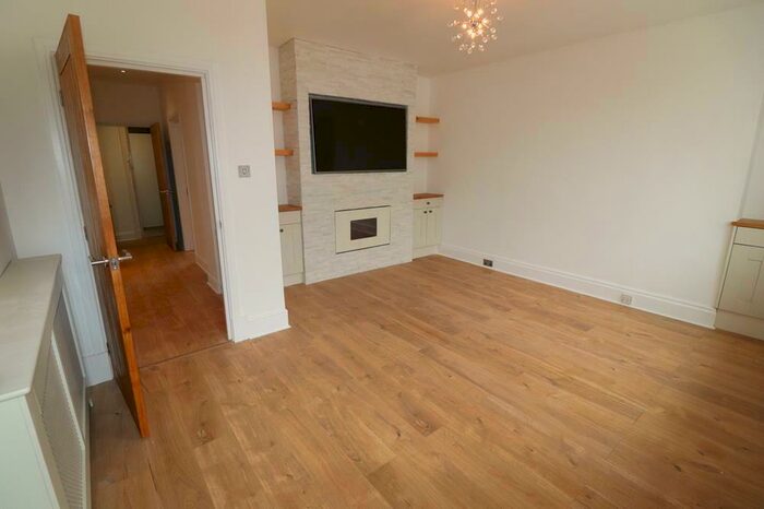 2 Bedroom Flat To Rent In Dee Street, Flat, AB11