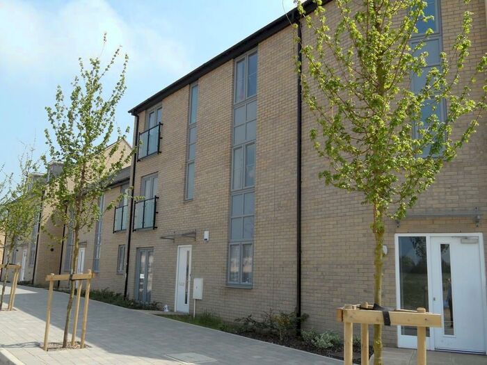 2 Bedroom Ground Flat To Rent In Waterland, Loves Farm, PE19