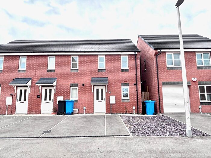 2 Bedroom Terraced House To Rent In Harbottle Way, Kingswood, Hull, HU7