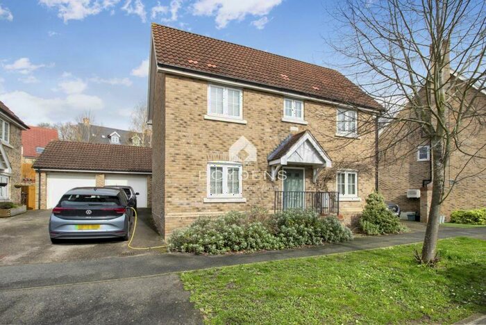 3 Bedroom Detached House To Rent In Spindle Street, Colchester, Essex, CO4