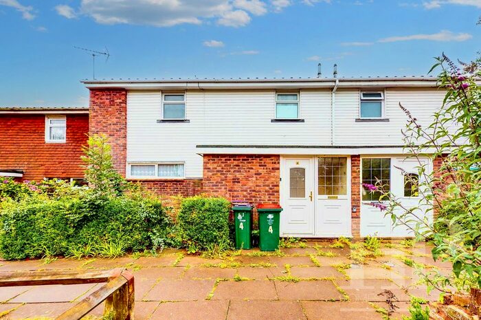 3 Bedroom Terraced House To Rent In Eddington Hill, Crawley, RH11