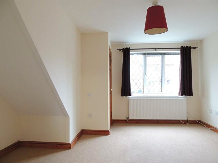 2 Bedroom End Of Terrace House To Rent In Whitley Close, Yate, Bristol, BS37