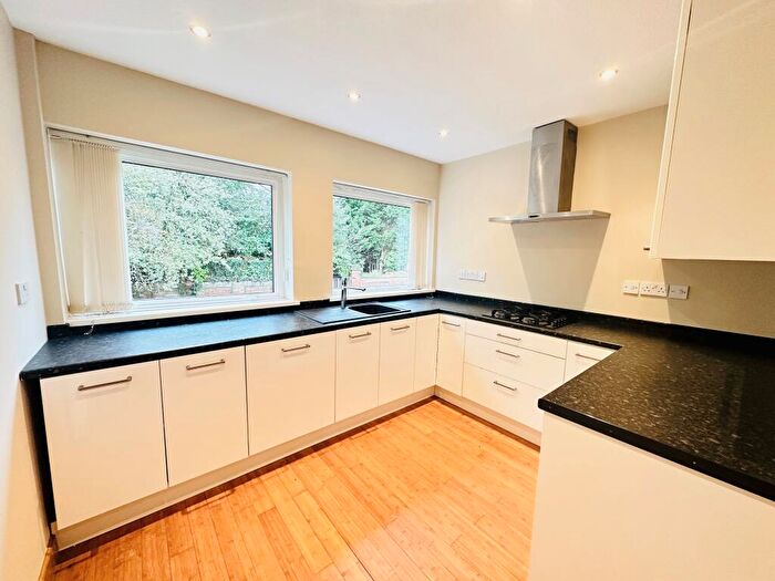 3 Bedroom House To Rent In Clumber Crescent North, Nottingham, NG7