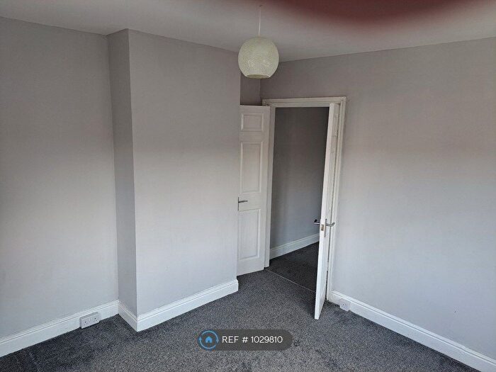 2 Bedroom Maisonette To Rent In Holywell, Greenfield, Holywell, CH8