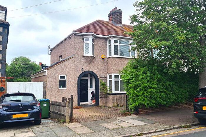 3 Bedroom Terraced House To Rent In Cadwallon Road, New Eltham, SE9