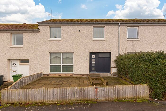 4 Bedroom Terraced House For Sale In Campview Gardens, Danderhall, EH22