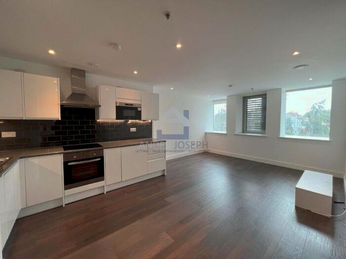 1 Bedroom Flat To Rent In Christchurch Road, Colliers Wood, SW19