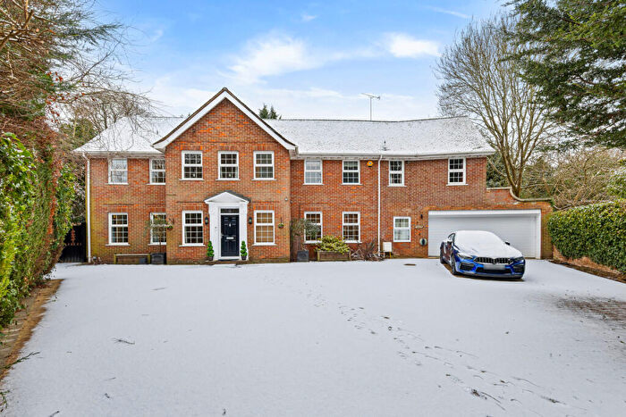 6 Bedroom Detached House For Sale In Autumn Walk Maidenhead, Berkshire, SL6