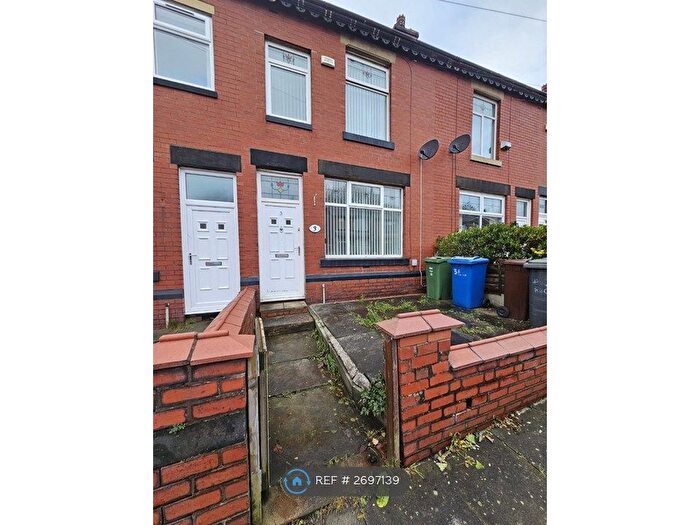 3 Bedroom Terraced House To Rent In Rectory Lane, Bury, BL9