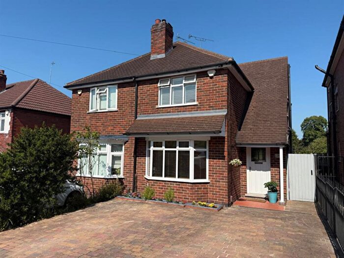 3 Bedroom Semi Detached House For Sale In Queens Drive, Littleover, Derby, DE23