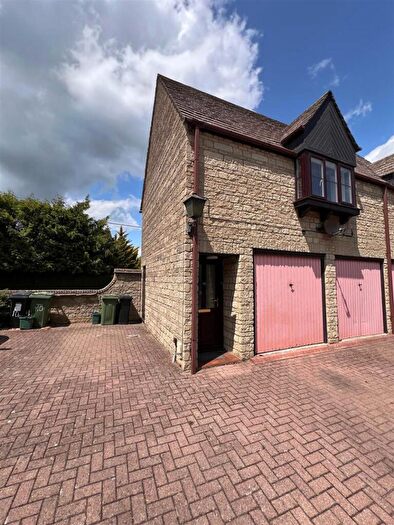 2 Bedroom Property To Rent In Coxwell Road, Faringdon, SN7