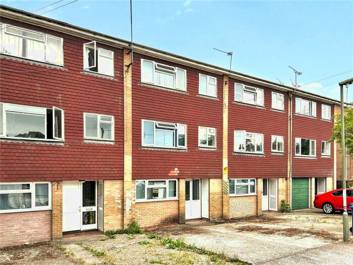 1 Bedroom House To Rent In Kimbers Lane, Farnham, Surrey, GU9