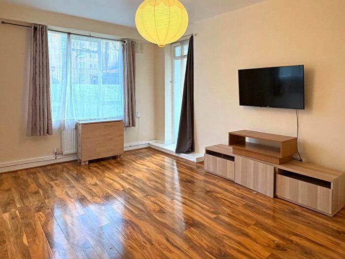 3 Bedroom Flat To Rent In John Aird Court, London, W2
