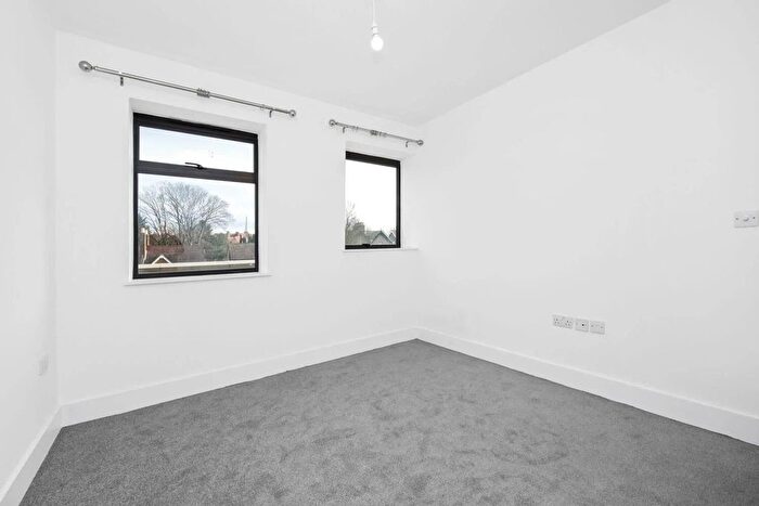 2 Bedroom Flat To Rent In Dulwich Village, London, SE21