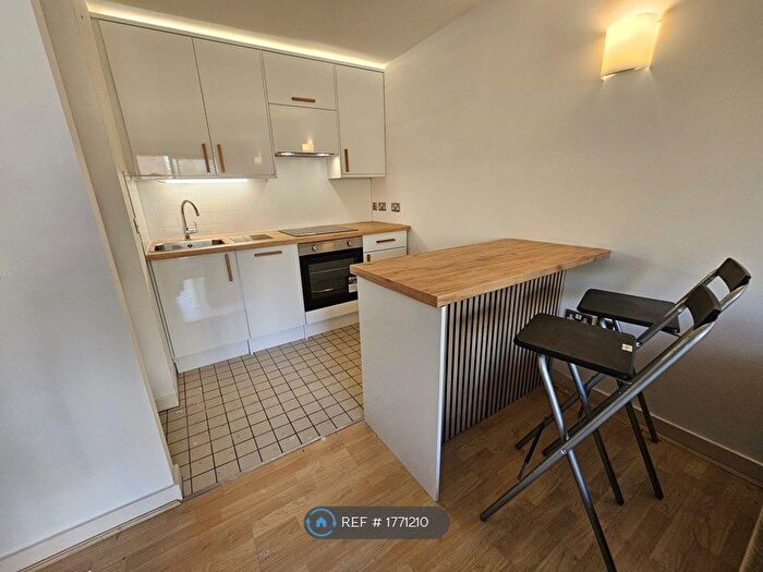 1 Bedroom Flat To Rent In Montana Building, London, SE13