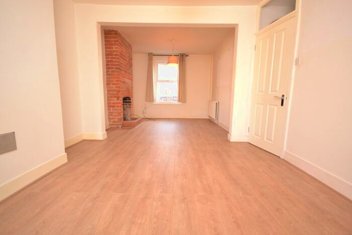 2 Bedroom Terraced House To Rent In Hatherley Road, Reading, Berkshire, RG1